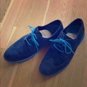 Colehaan Lunargrand -Navy suede oxfords.